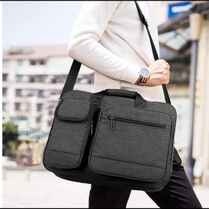 Messenger bag - Fits 17.3” laptop & iPad
